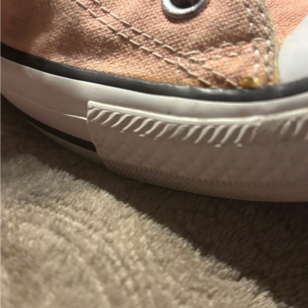 Converse Peach All Star Chuck Taylors Sneakers Women’s size 9/ Men’s size 7 - Picture 4 of 13